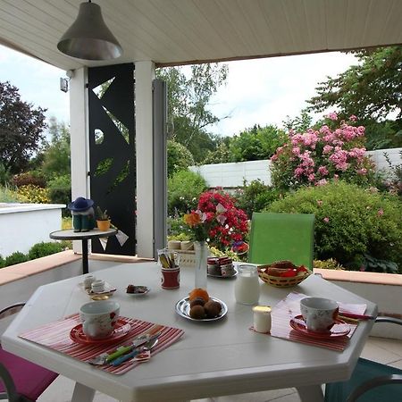 Bed and Breakfast Jardin De Marceau Blasimon Экстерьер фото